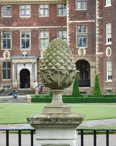 Ornamental Pineapple at Ham House - James Long @ Wikimedia