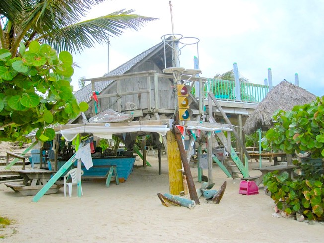 Pete's Pub, Little Harbour, Abaco Bahamas