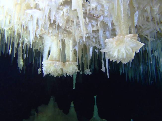 Abaco's Crystal Caves - Hitoshi Miho