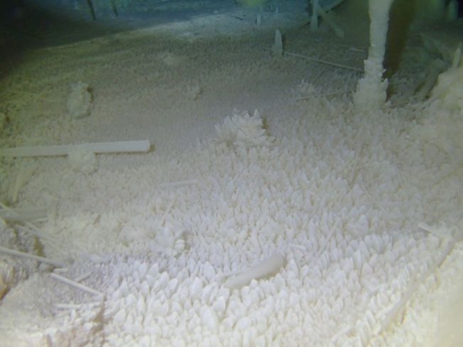 Abaco's Crystal Caves - Hitoshi Miho