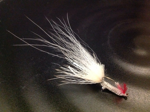 Prototype1 - this albino variant is made by combining arctic fox tail with ginger (yes ginger!) elk hair and white embroidery thread. To give it some colour and fine movement, I used blonde hare fur tips. For the telson, a sliver of red wool . Photo - metiefly