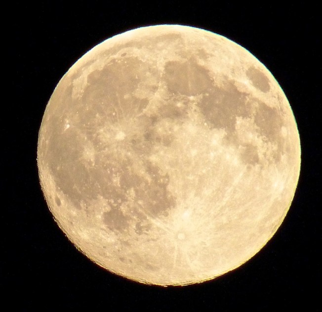 Supermoon, Dorset
