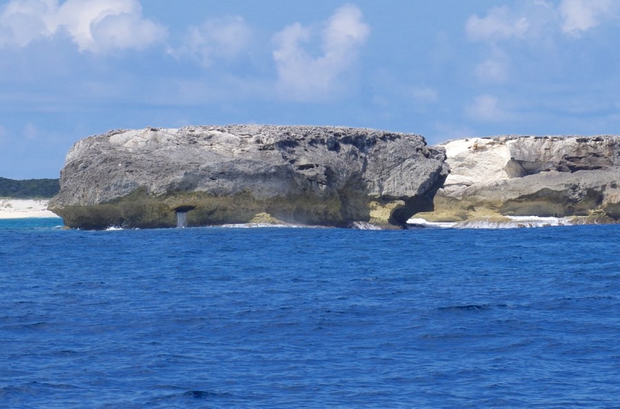 Hole-in-the-Wall Abaco (2015-2) 05 