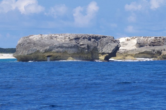 Hole-in-the-Wall Abaco (2015-2) 05 