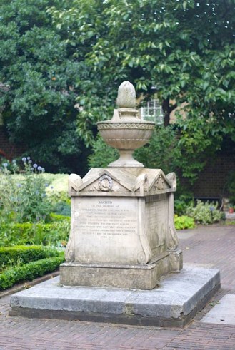 Grave of William Bligh, Lambeth, London (Geograph, Commons Media
