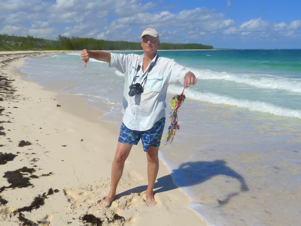 Balloon Strings, Delphi Beach (RH)